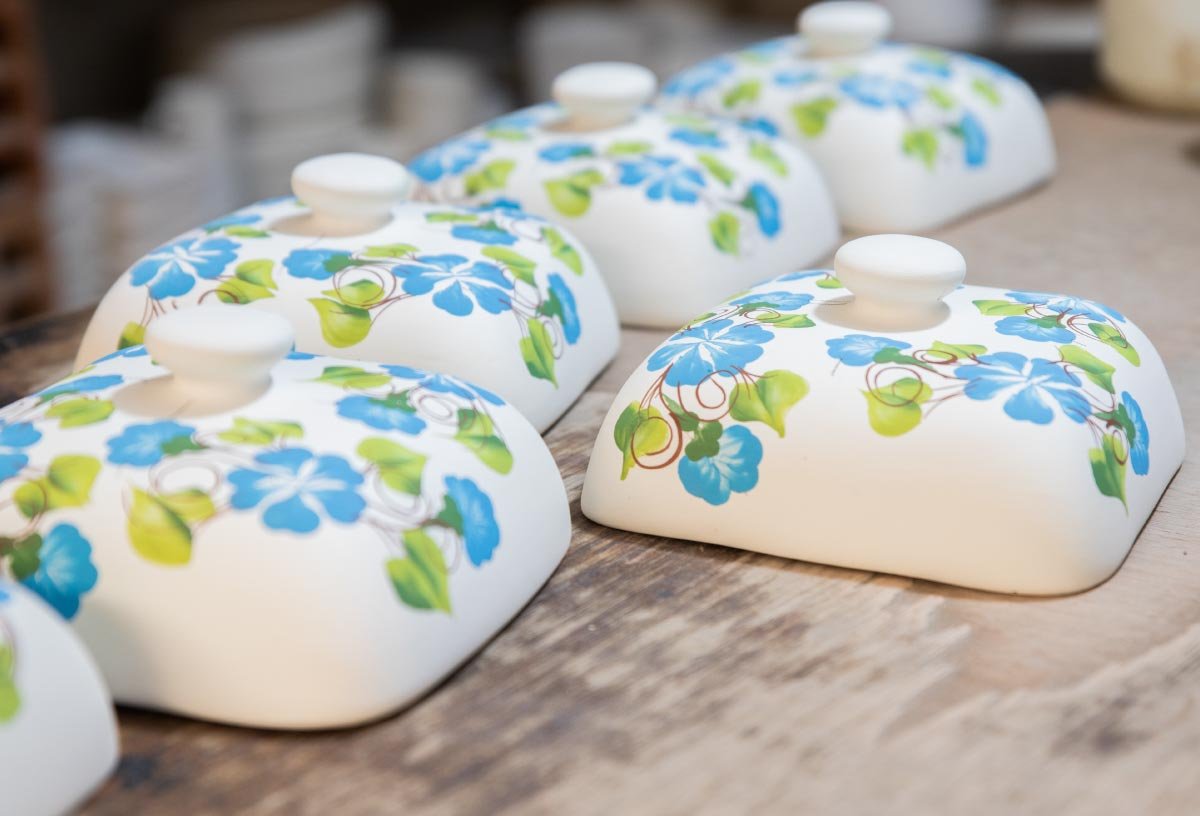 Blog-2-sello-carmelitano-ceramica-de-el-carmen-de-viboral-denjominacion-de-origen-vajillas-de-carmen-de-viboral